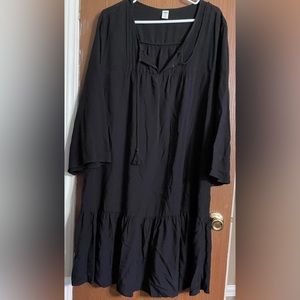 Women’s black plus size dress